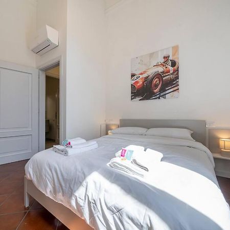 Via Emilia Centro - Stupendo Appartamento A Modène Extérieur photo