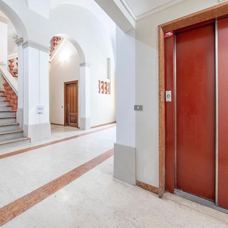 Via Emilia Centro - Stupendo Appartamento A Modène Extérieur photo