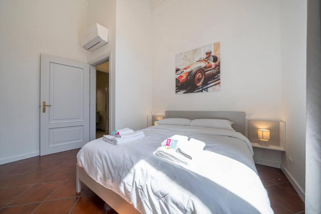 Via Emilia Centro - Stupendo Appartamento A Modène Extérieur photo