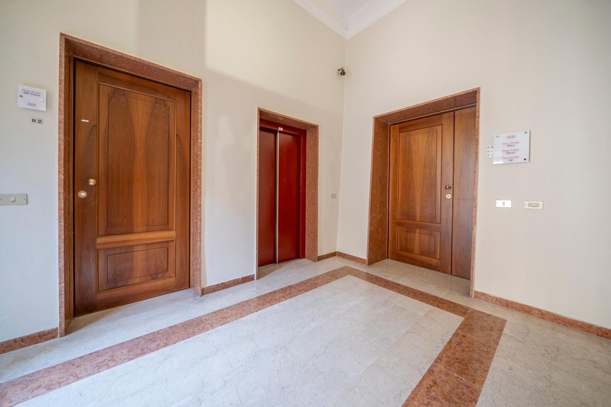 Via Emilia Centro - Stupendo Appartamento A Modène Extérieur photo